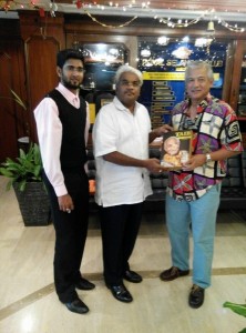 Catching with an old buddy and contemproary Anantha Raja Art Thamboo MD of Eric Pringle Associates Public Relations Sdn Bhd . Handing ART a copy of TAIB -THE VISIONARY. With Krishna Criss Dee Jay Senior PA to AsiaPR GMD Sivakumar Ganapathy.